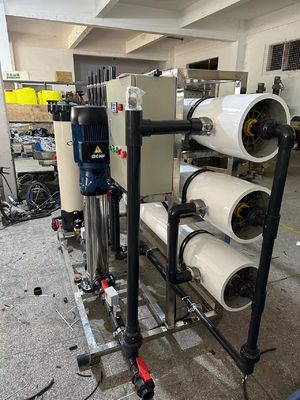 Bom preço 50-75% Sistema de reabilitação de água salobra com capacidade de 100-1000 m3/dia on-line