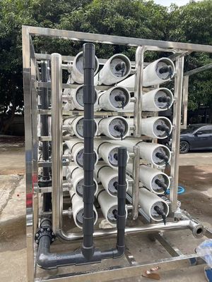 Bom preço Sistema industrial de tratamento de águas de aço inoxidável RO comercial 60m3/h on-line