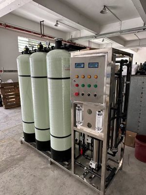 Bom preço 1000 litros por hora Sistema RO comercial Máquina de água portátil 220V/380V on-line