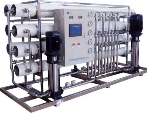 Bom preço Taxa de rejeição de sal de 98% Sistema RO comercial 220V/380V com filtração de 5-7 estágios on-line