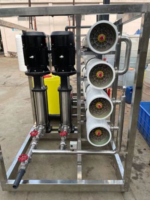Bom preço Sistema de nanofiltração de controlo PLC 50 a 80% da taxa de recuperação Faixa de temperatura 5-40.C on-line